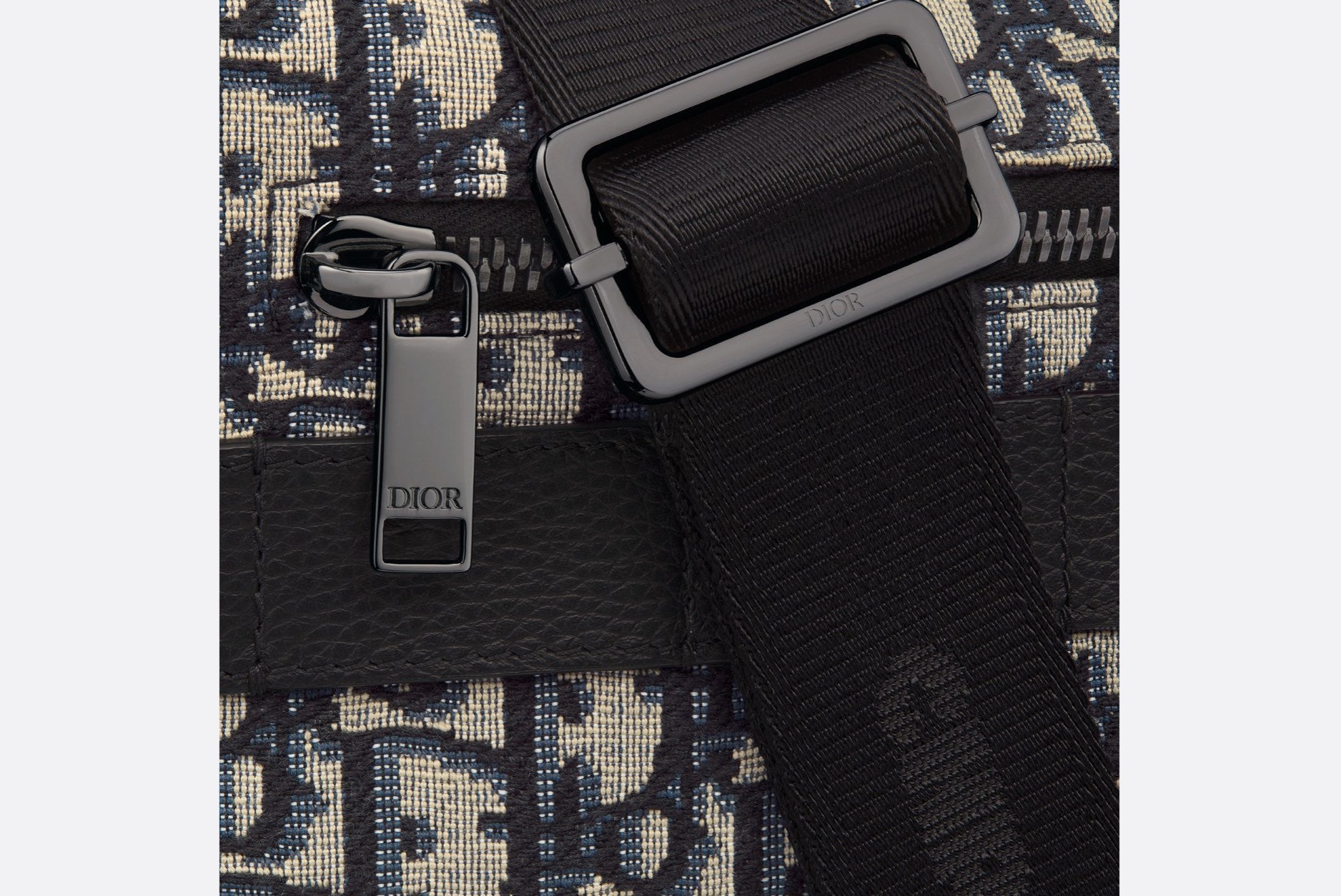 Schwarzgraue Tasche