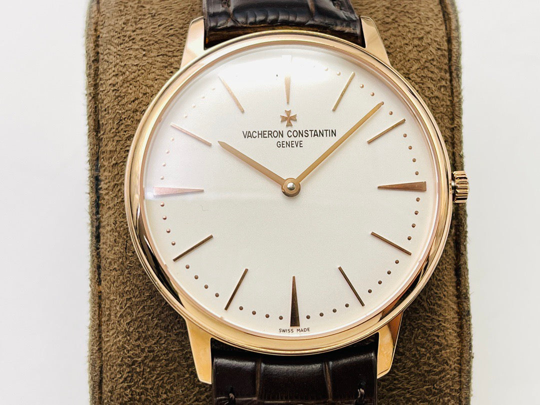 Braune Uhr