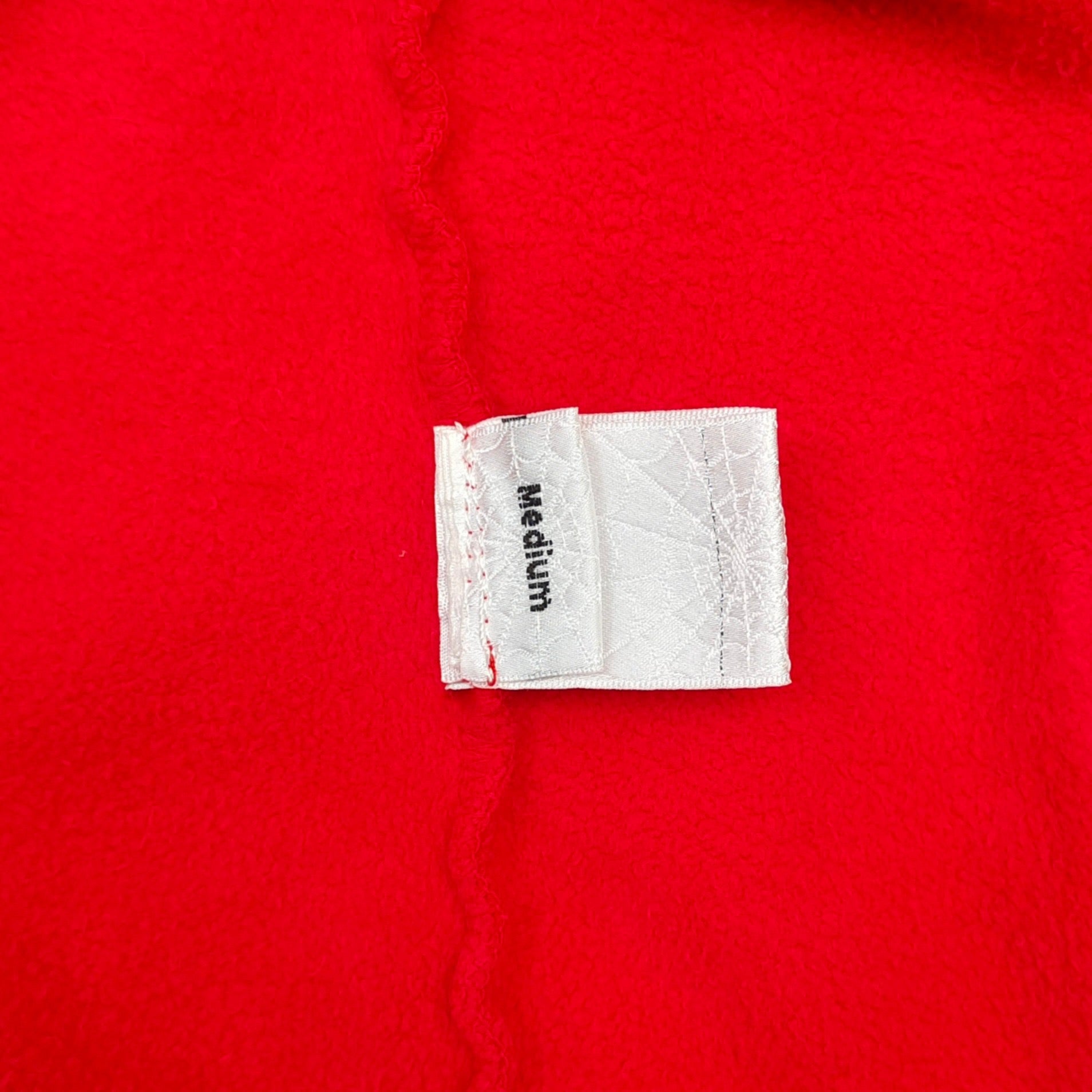 Roter Kapuzenpullover