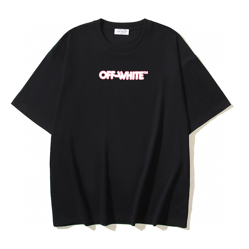 Schwarz-weißes T-Shirt