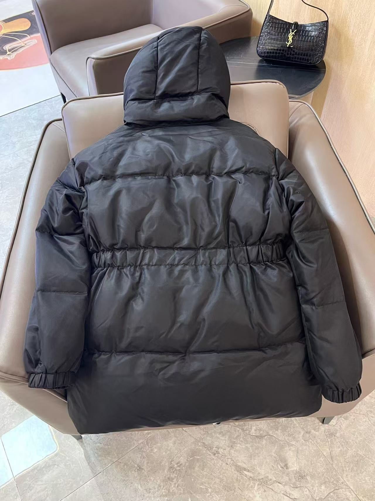 Schwarze Jacke