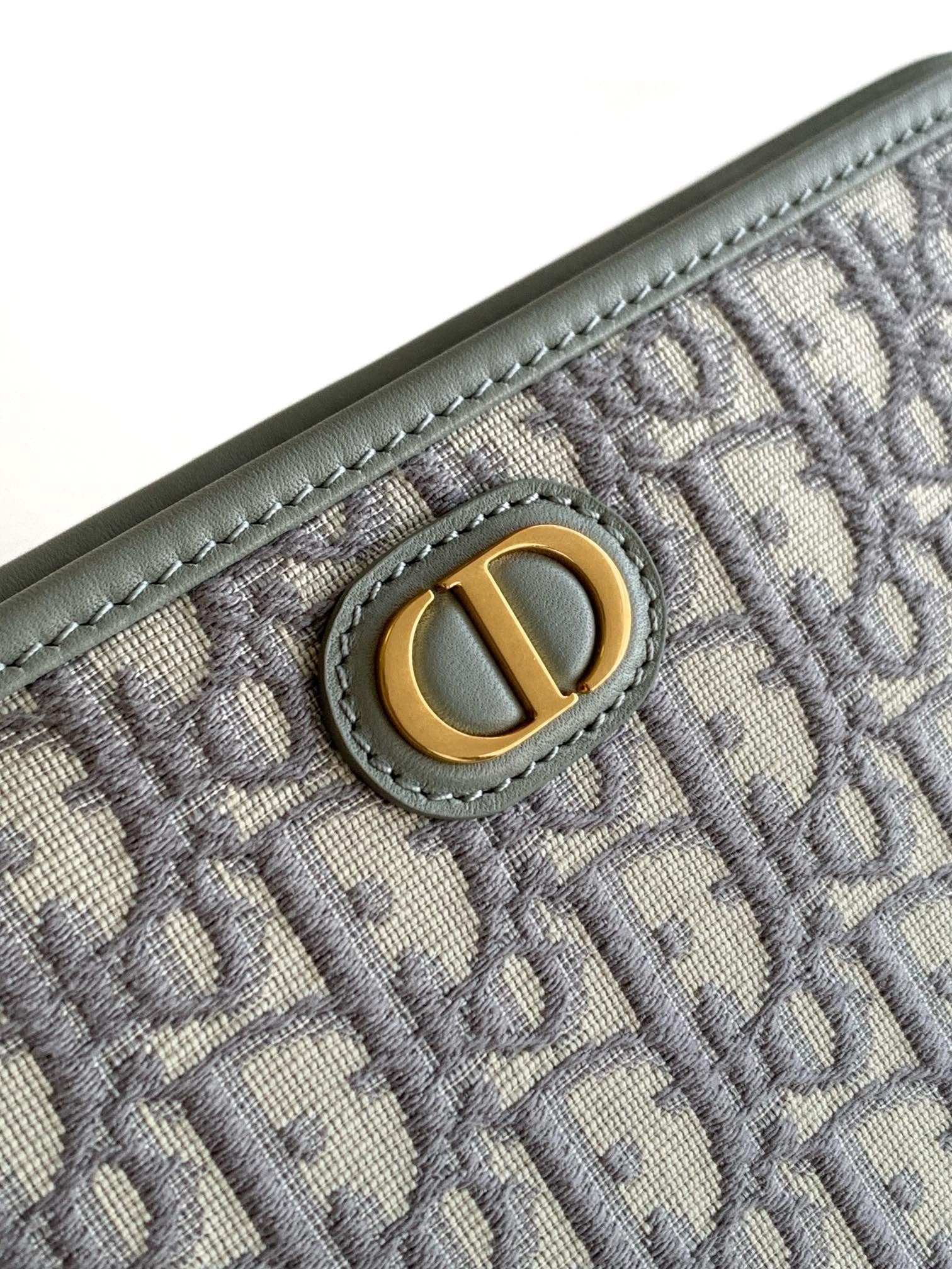 Mehrfarbige Tasche
