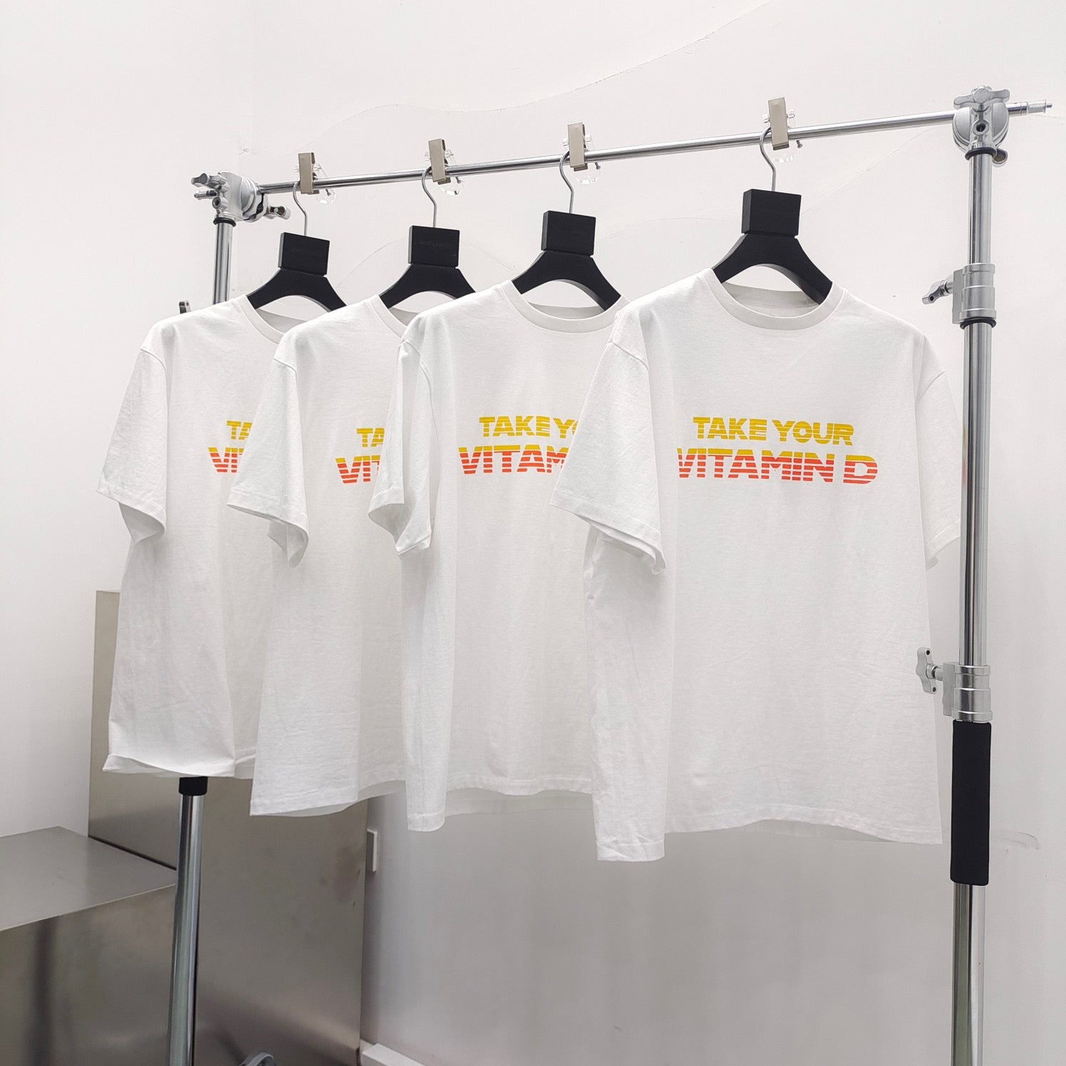 weißes T-Shirt