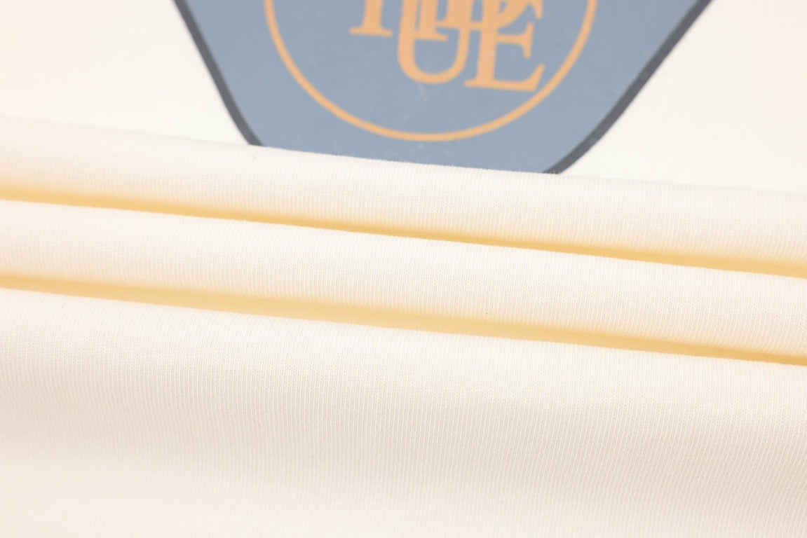 White T-shirt - FashionHype.xyz