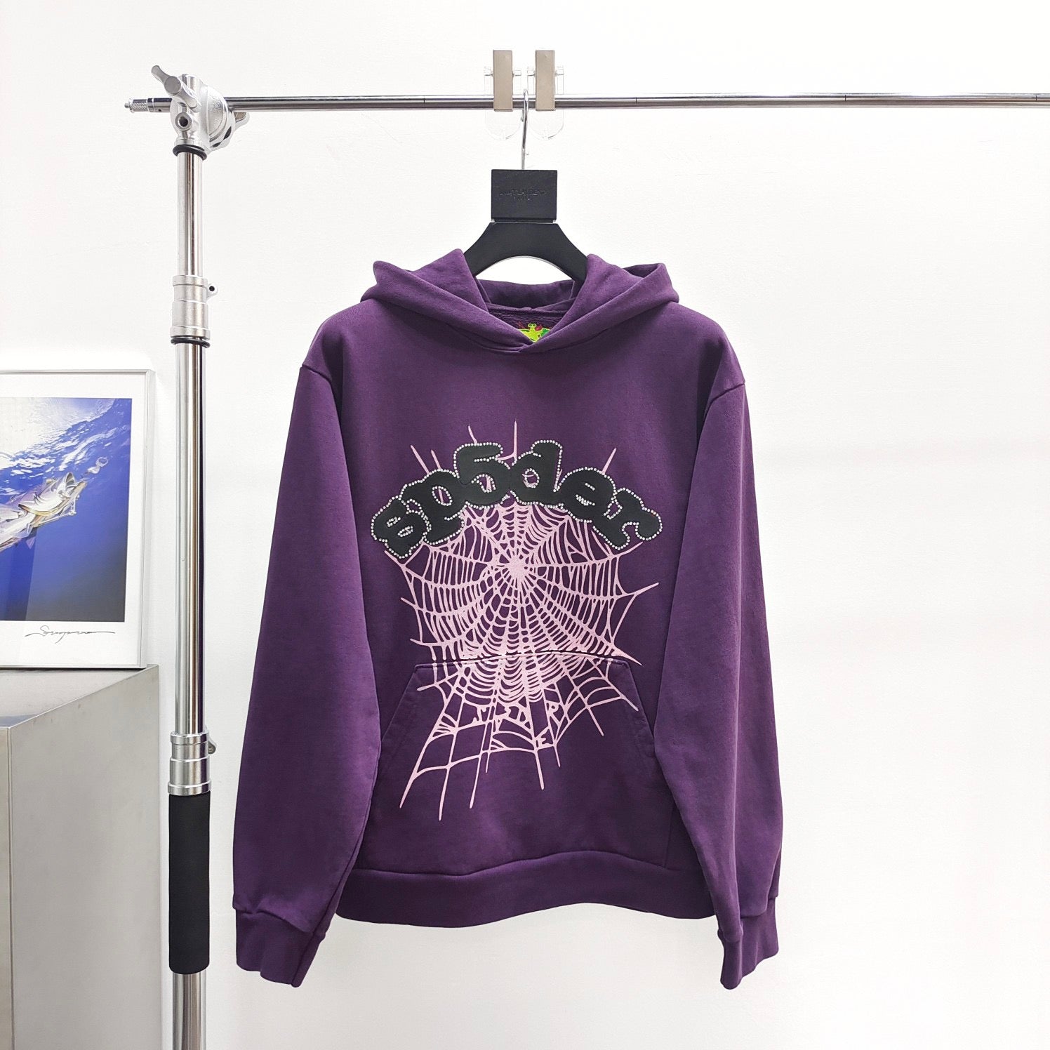 Lila Kapuzenpullover