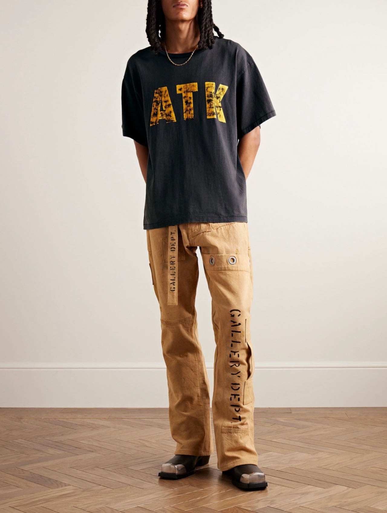Schwarzes T-Shirt