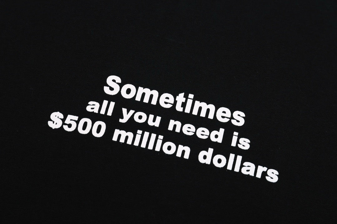 Schwarz-weißes T-Shirt