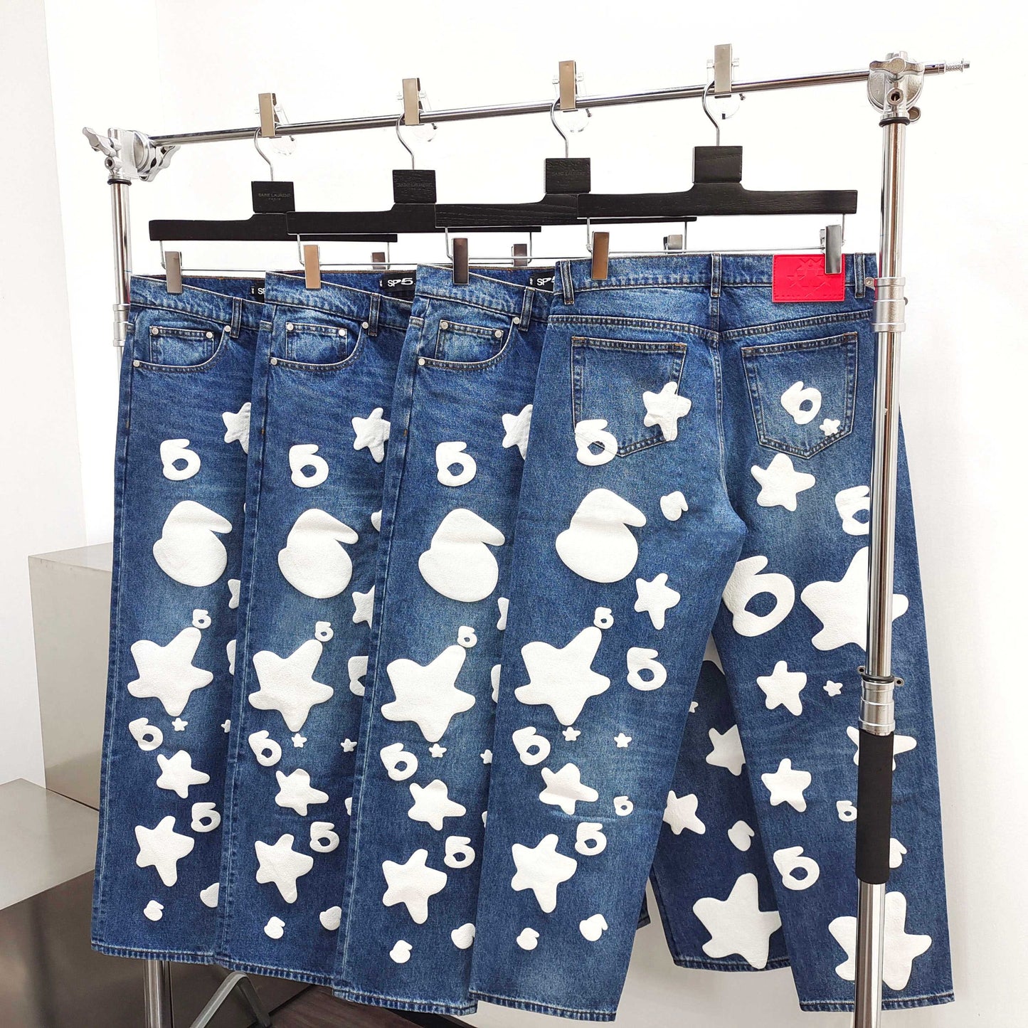 Blaue Hose