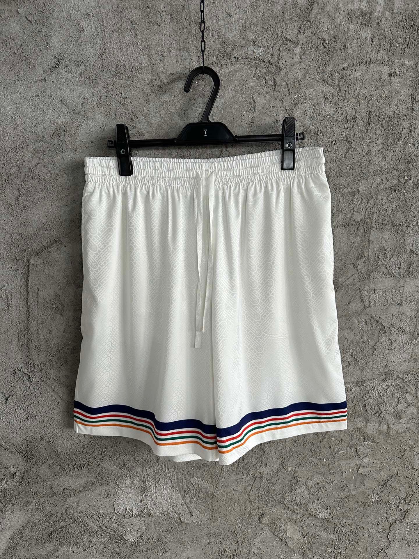 Mehrfarbige Shorts