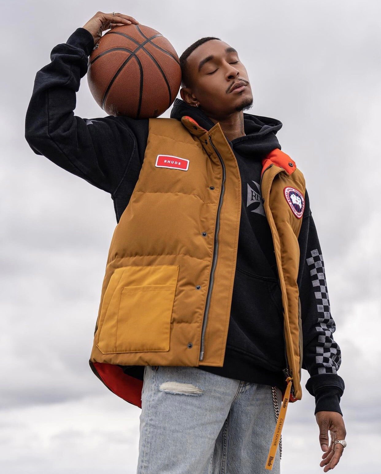 Black Hoodie - FashionHype.xyz