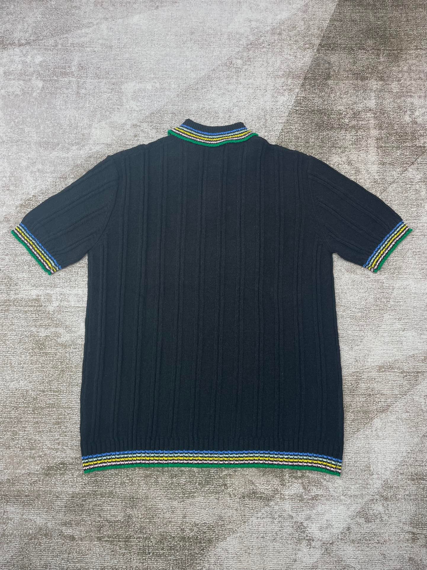 Jersey blanco y negro