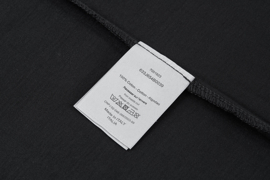 Black and White T-shirt - FashionHype.xyz