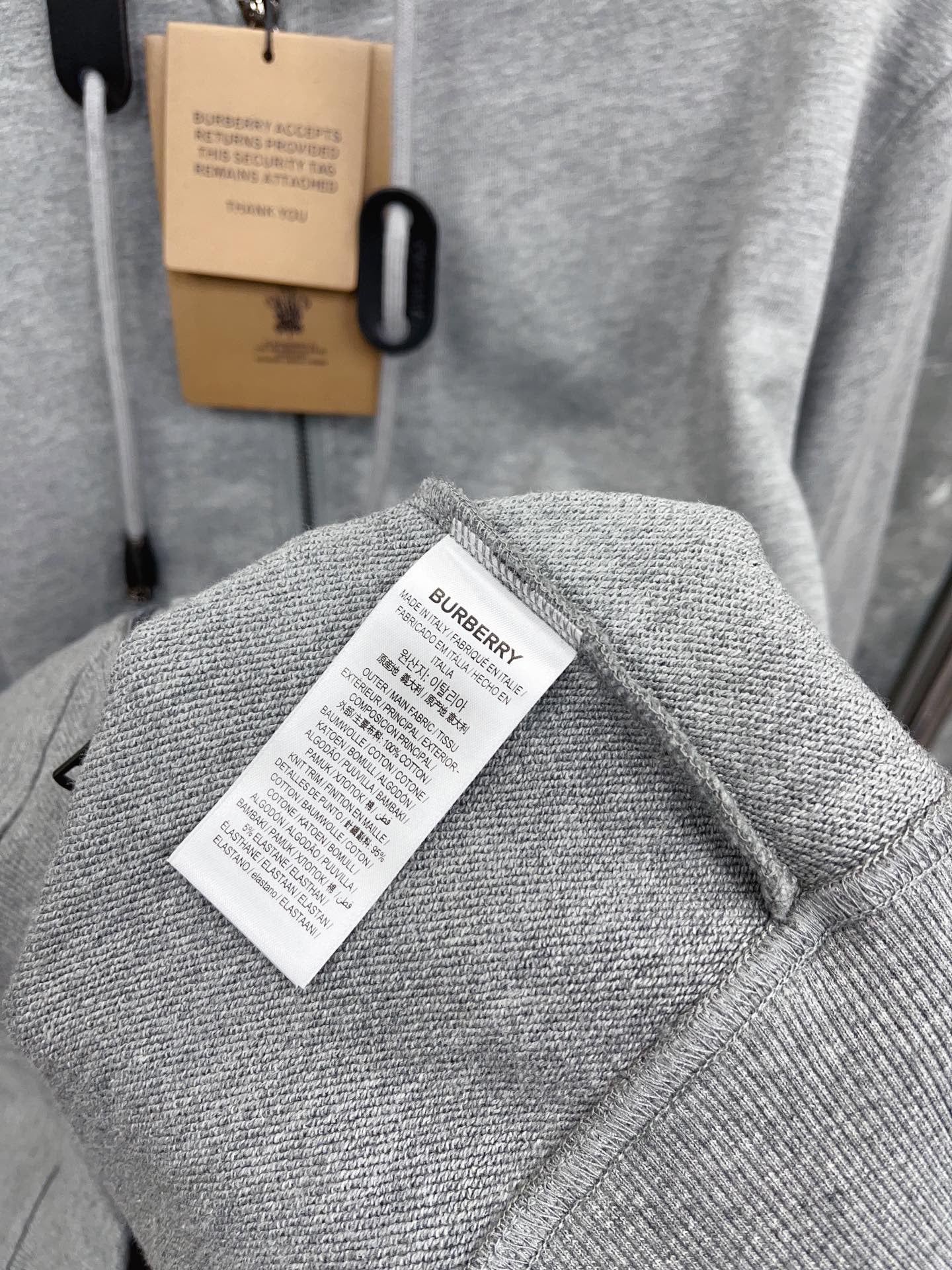 Schwarze Jacke - Größe L