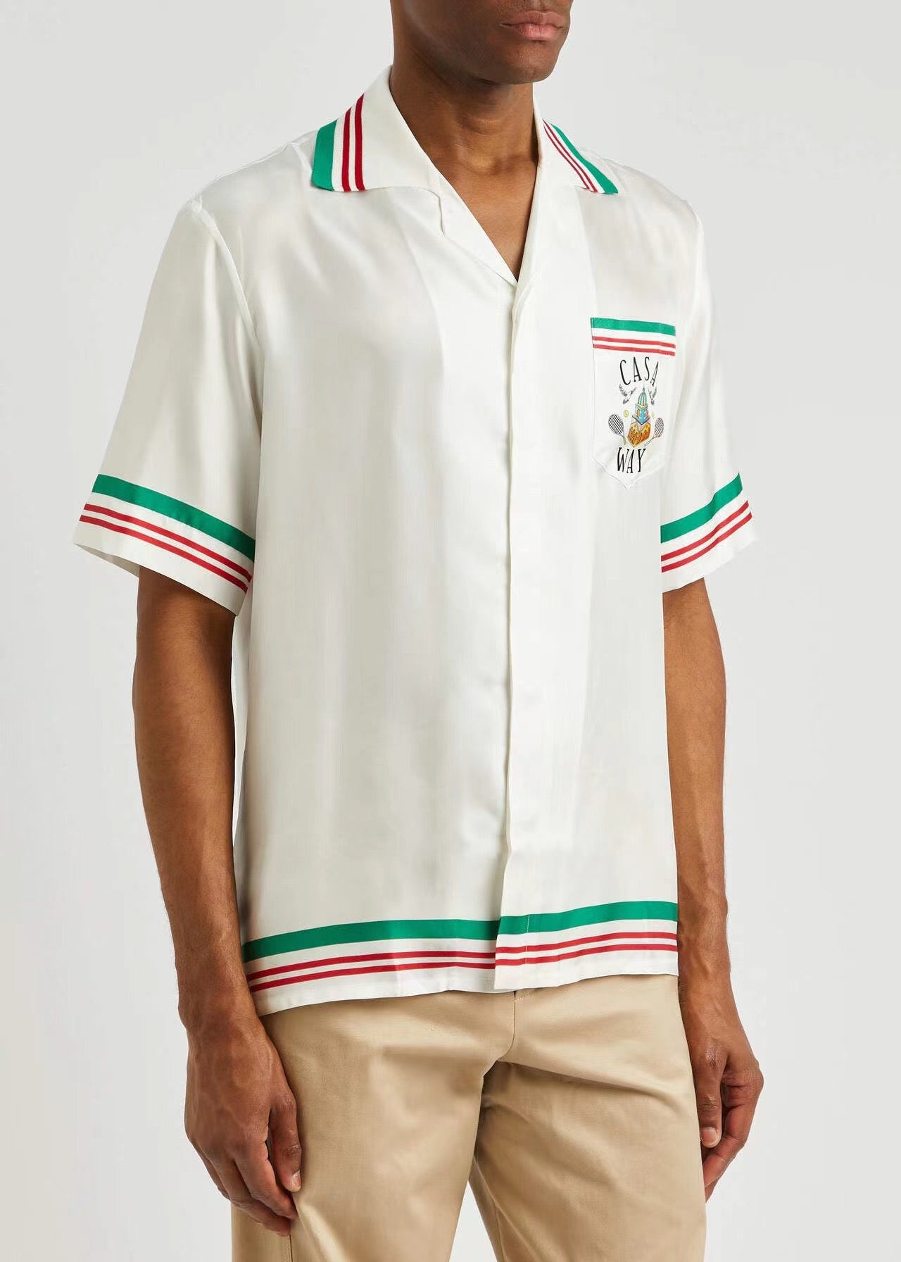 قميص متعدد الألوان