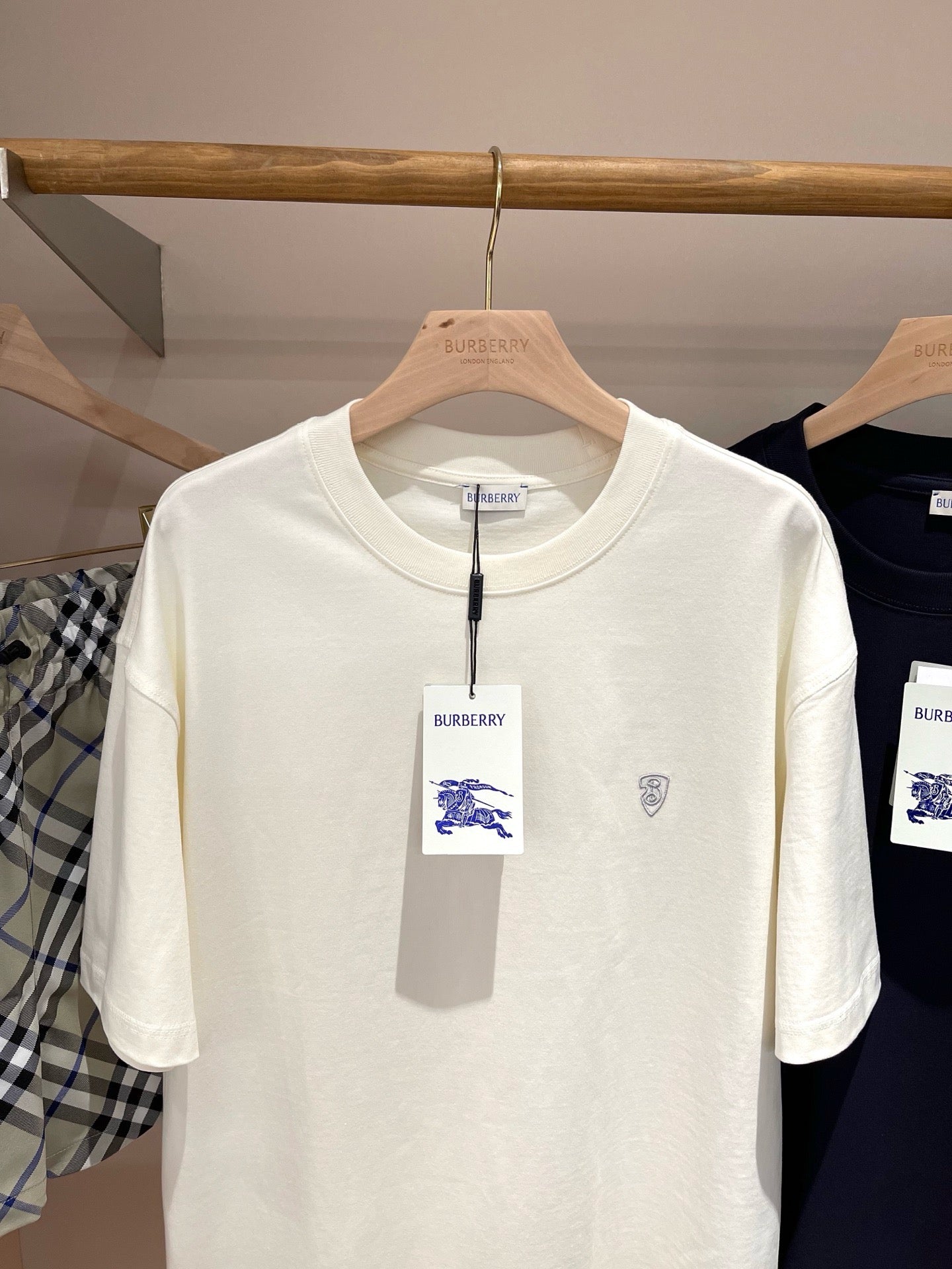 Mehrfarbiges T-Shirt