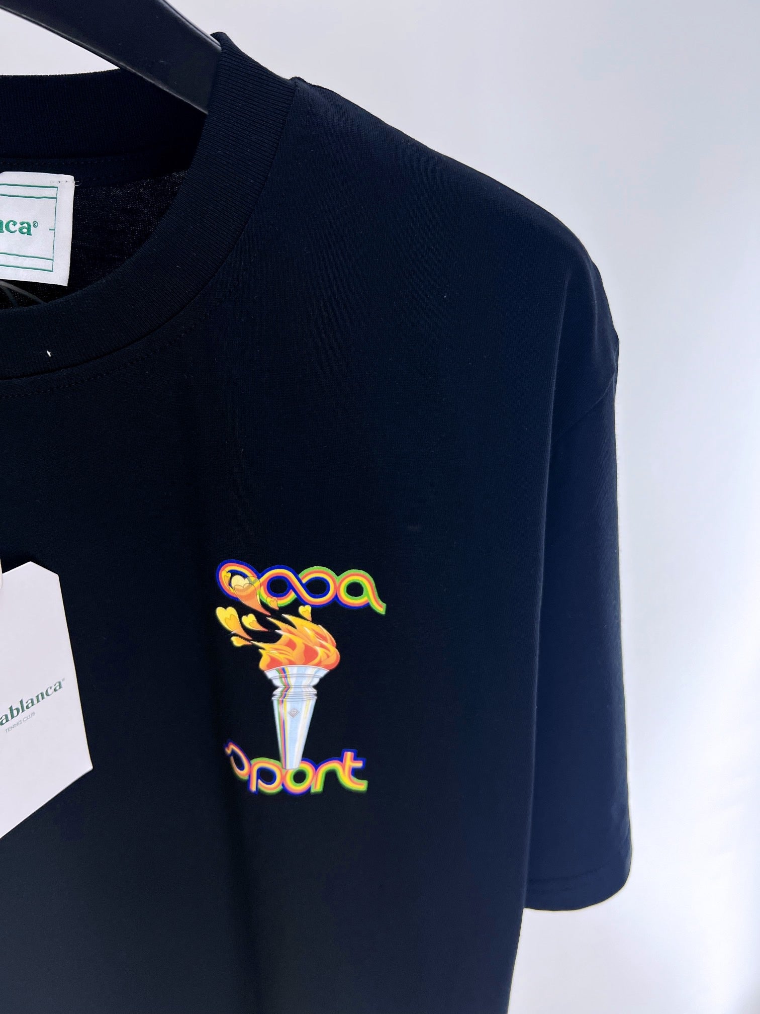 Blau-weißes T-Shirt