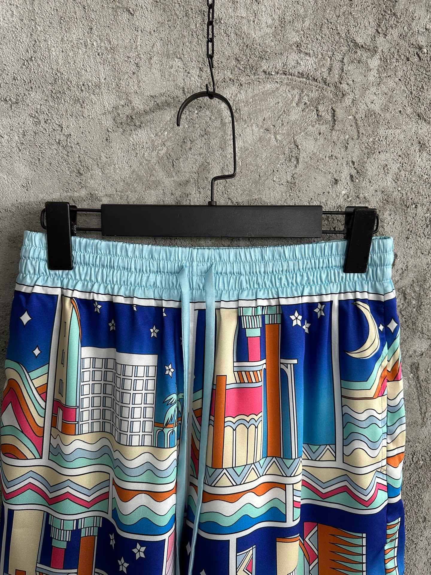 Mehrfarbige Shorts
