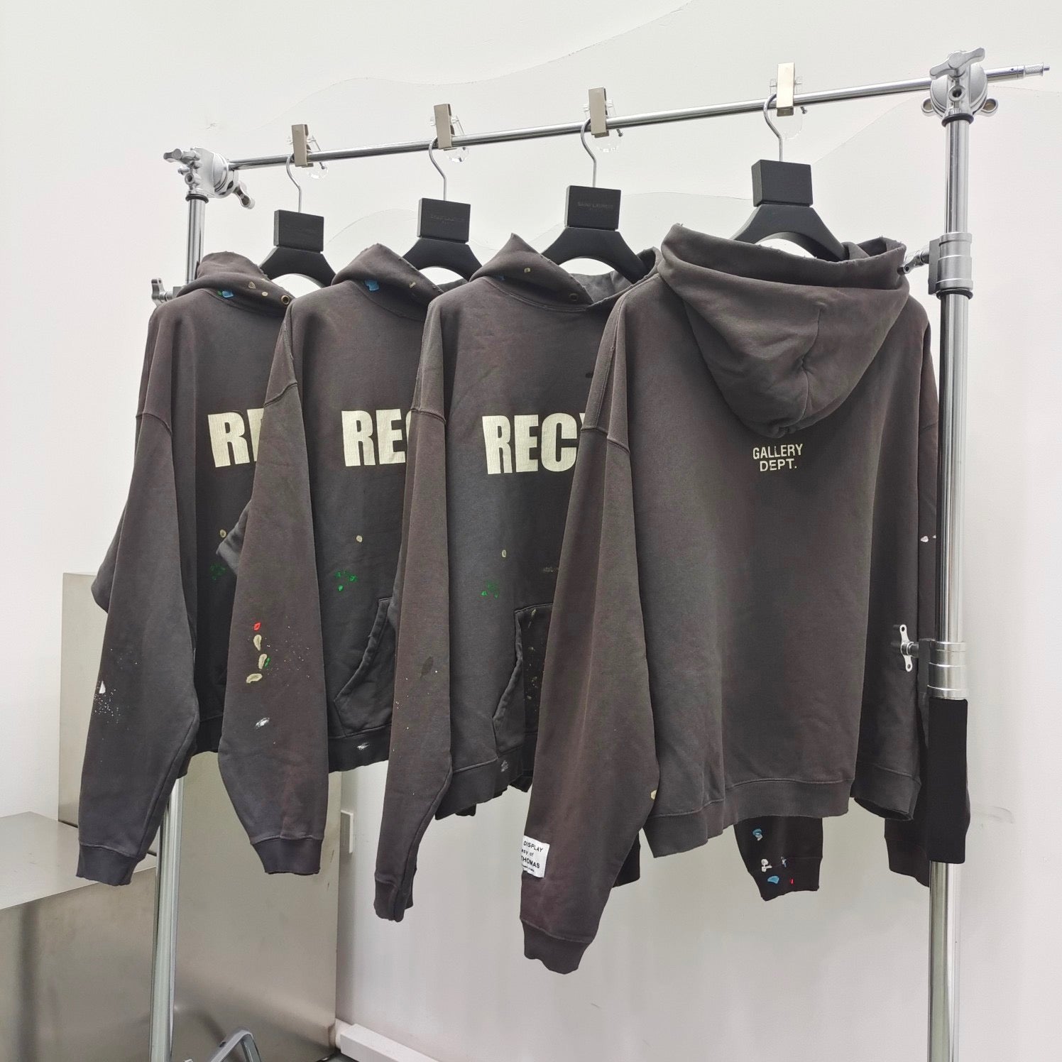 Schwarzer Hoodie