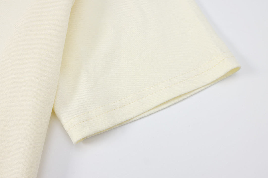 weißes T-Shirt