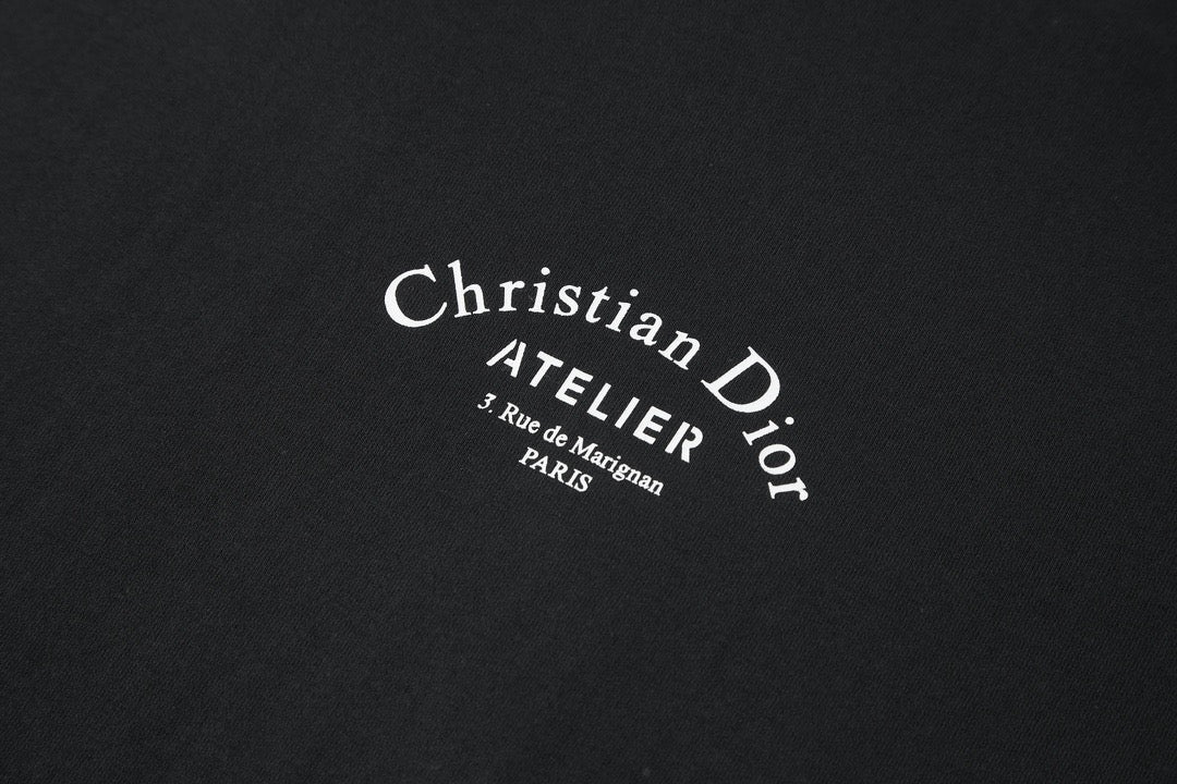 Black and White T-shirt - FashionHype.xyz