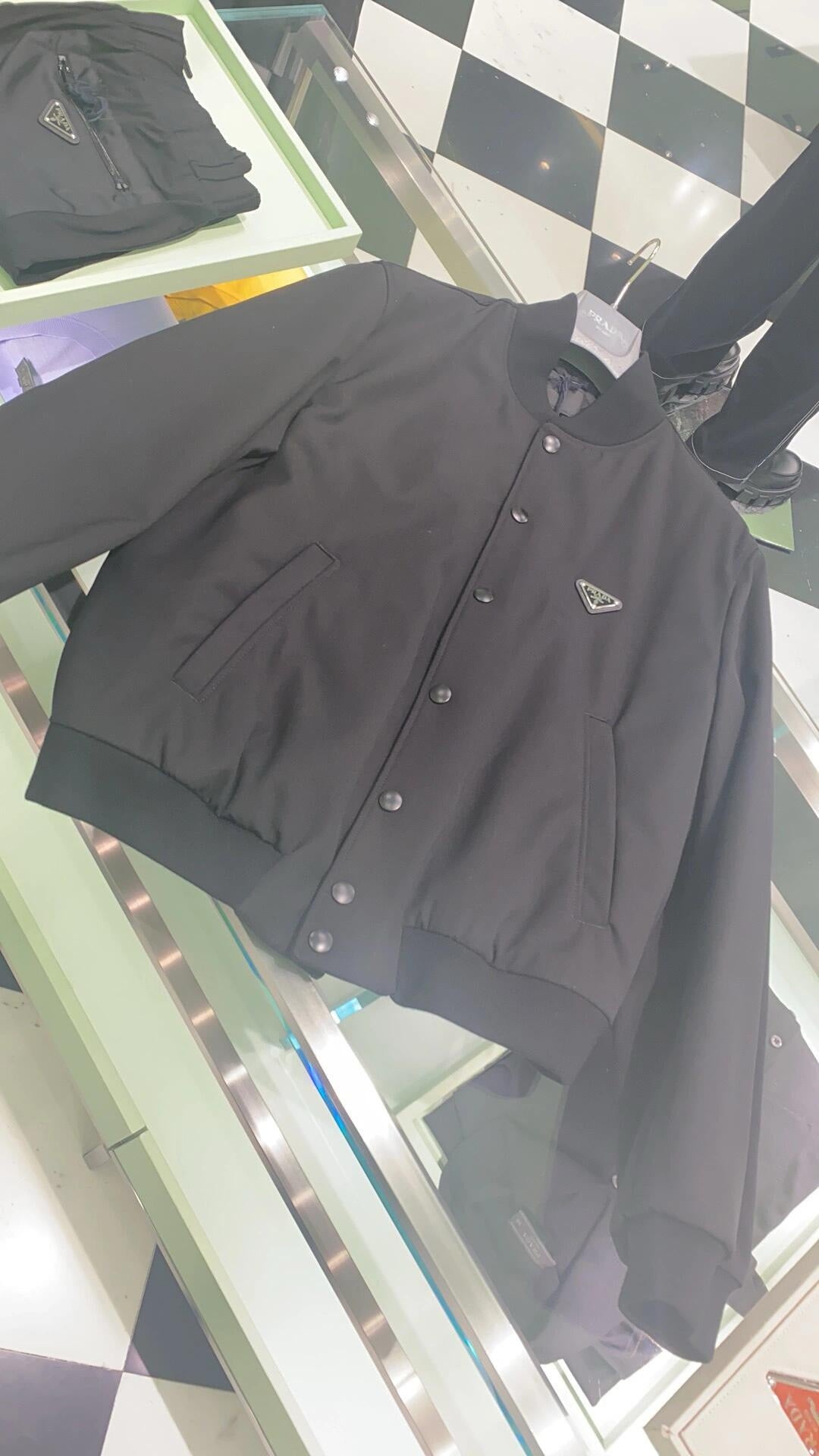 Black Jacket - FashionHype.xyz