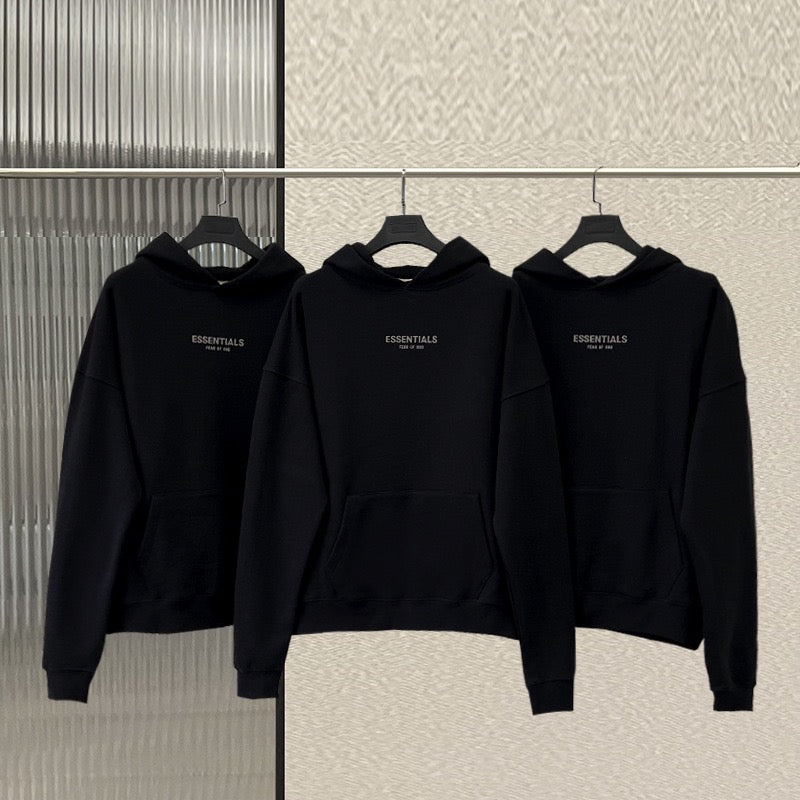 Schwarzer Hoodie