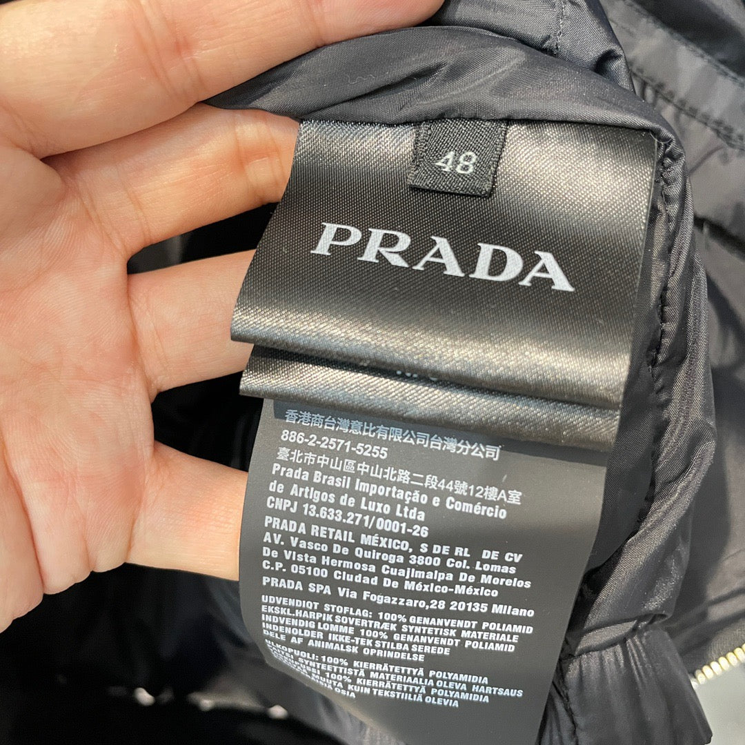 Schwarze Jacke - Größe XL