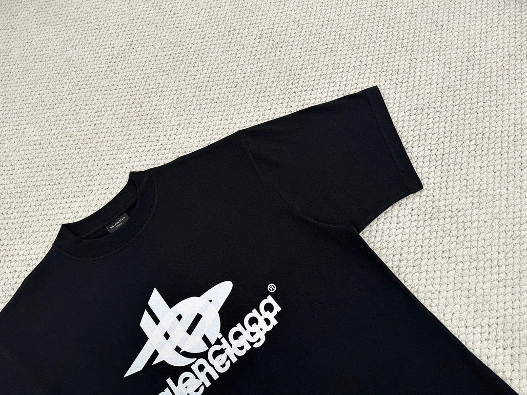 Schwarzes T-Shirt