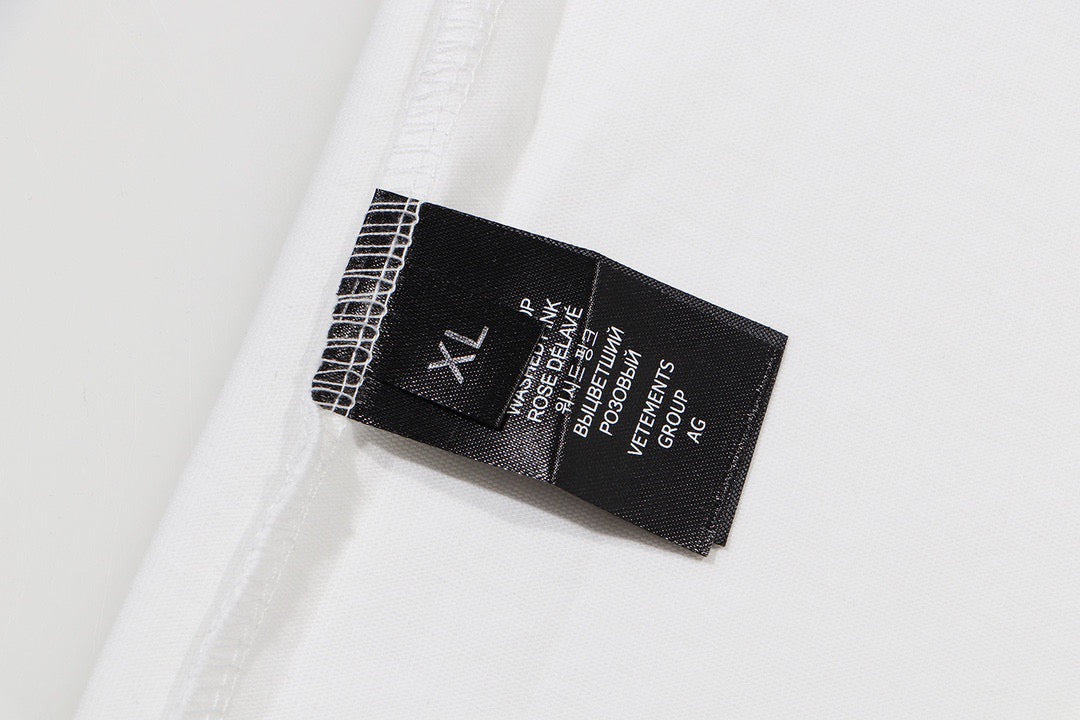 Black and White T-shirt - FashionHype.xyz
