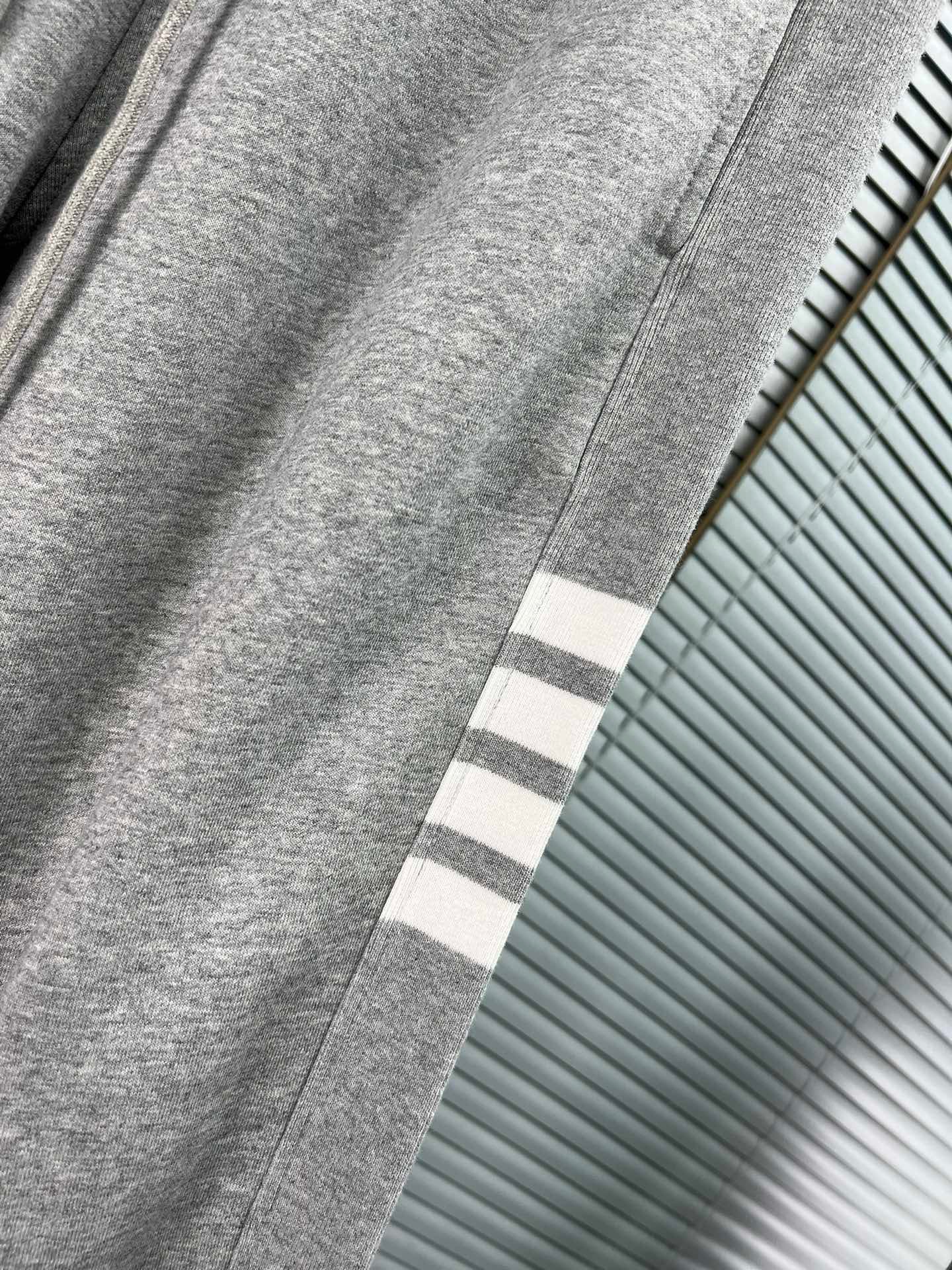 Mehrfarbige Hose