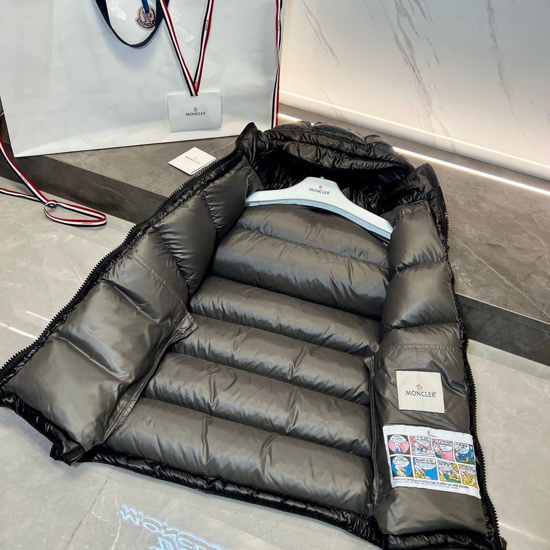 Black Vest - FashionHype.xyz