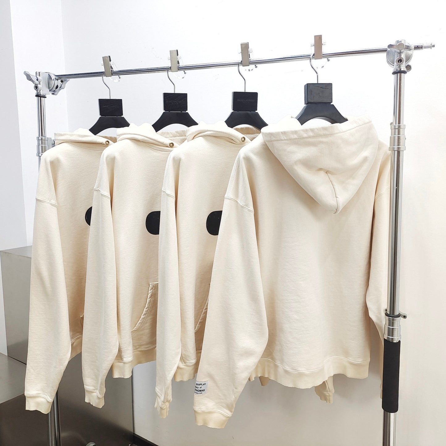 Sudadera con capucha beige