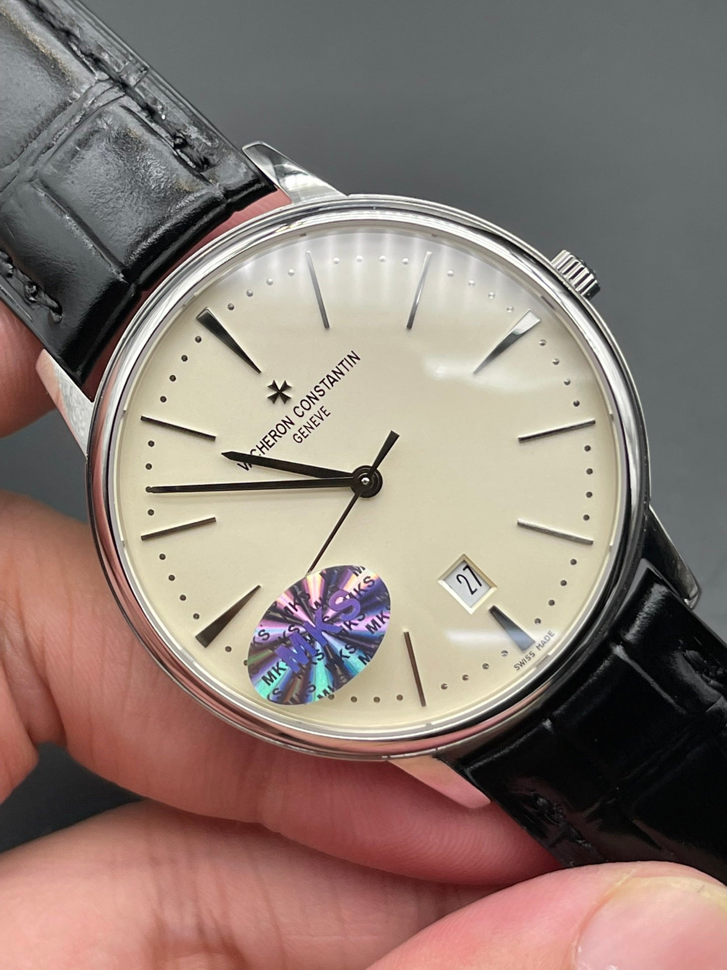 Schwarze Uhr