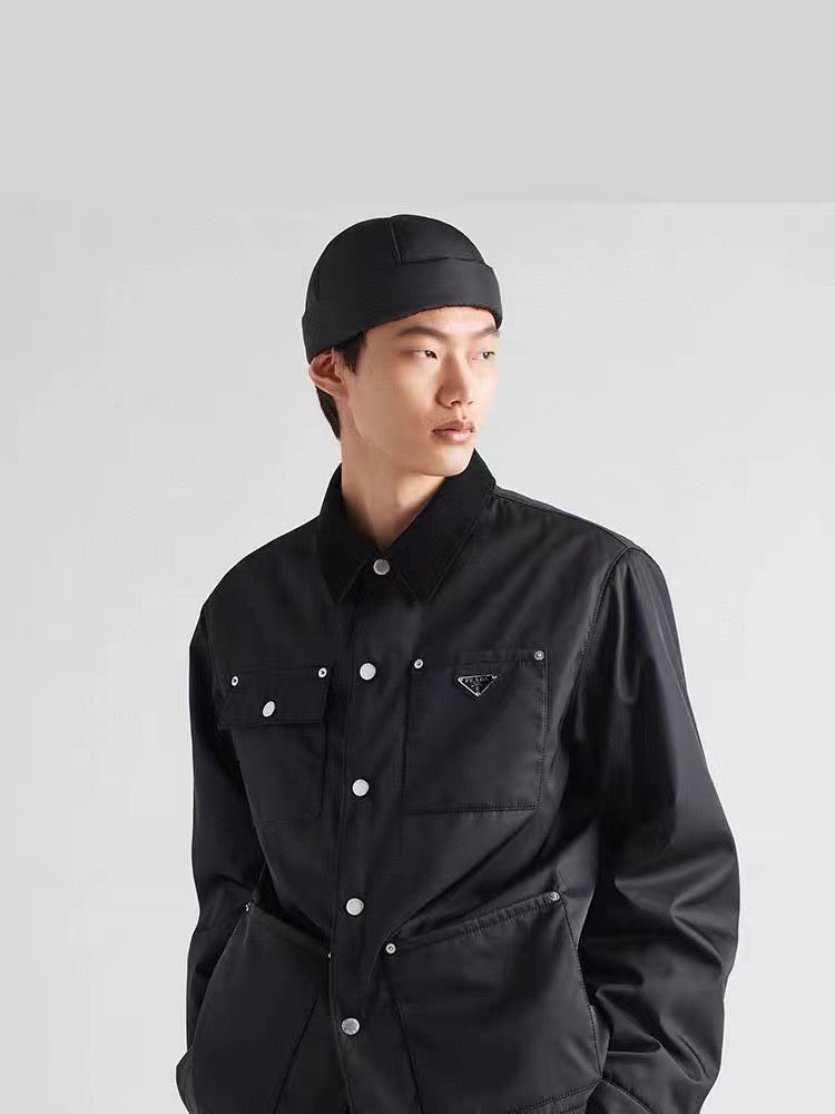 Schwarze Jacke - Größe S