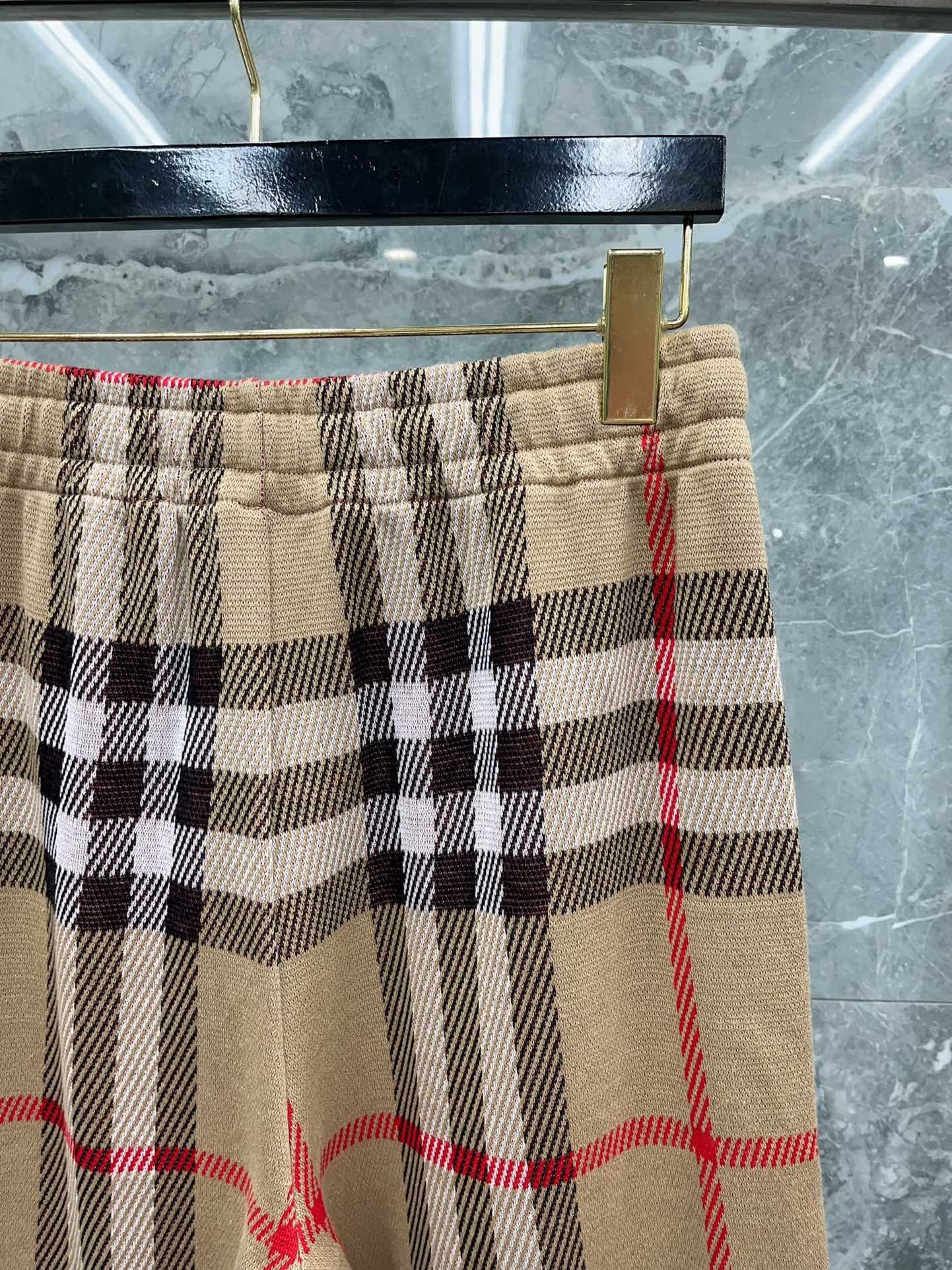 Mehrfarbige Shorts