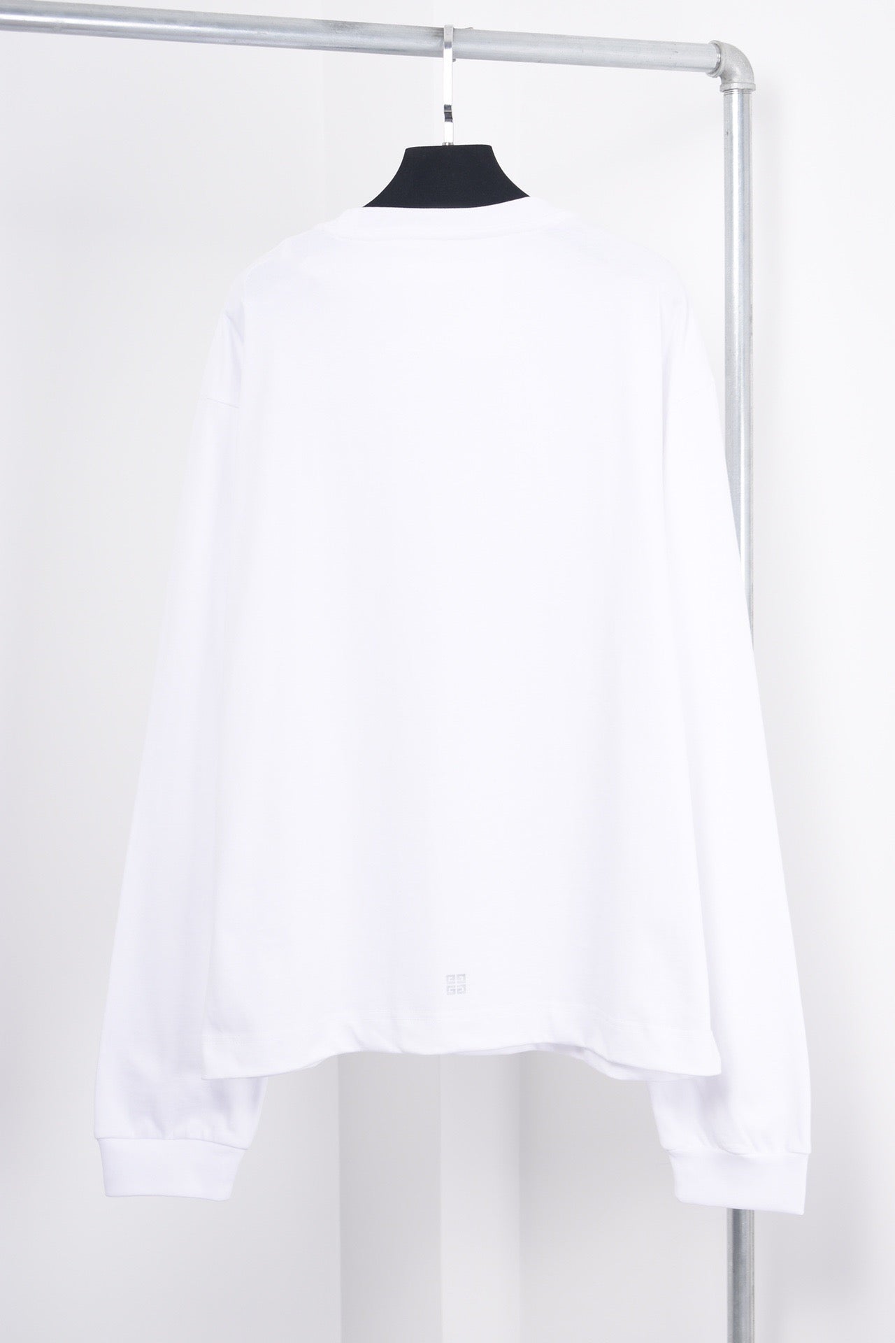 Jersey blanco y negro