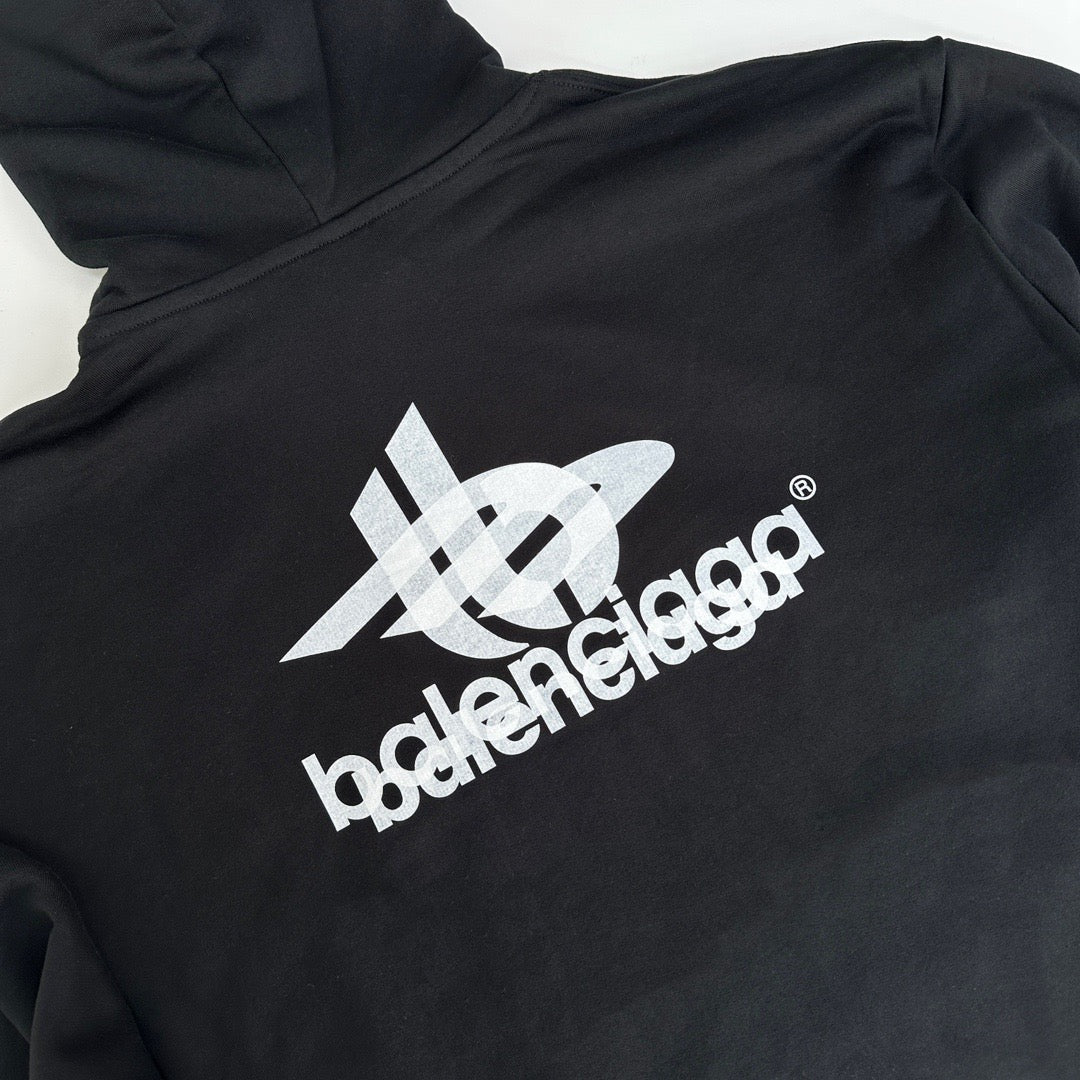 Dunkelblauer Hoodie