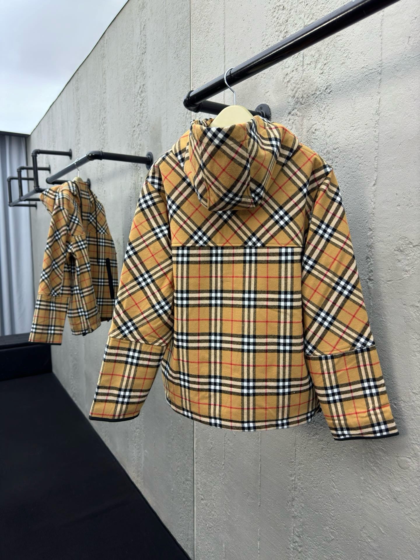 Mehrfarbige Jacke