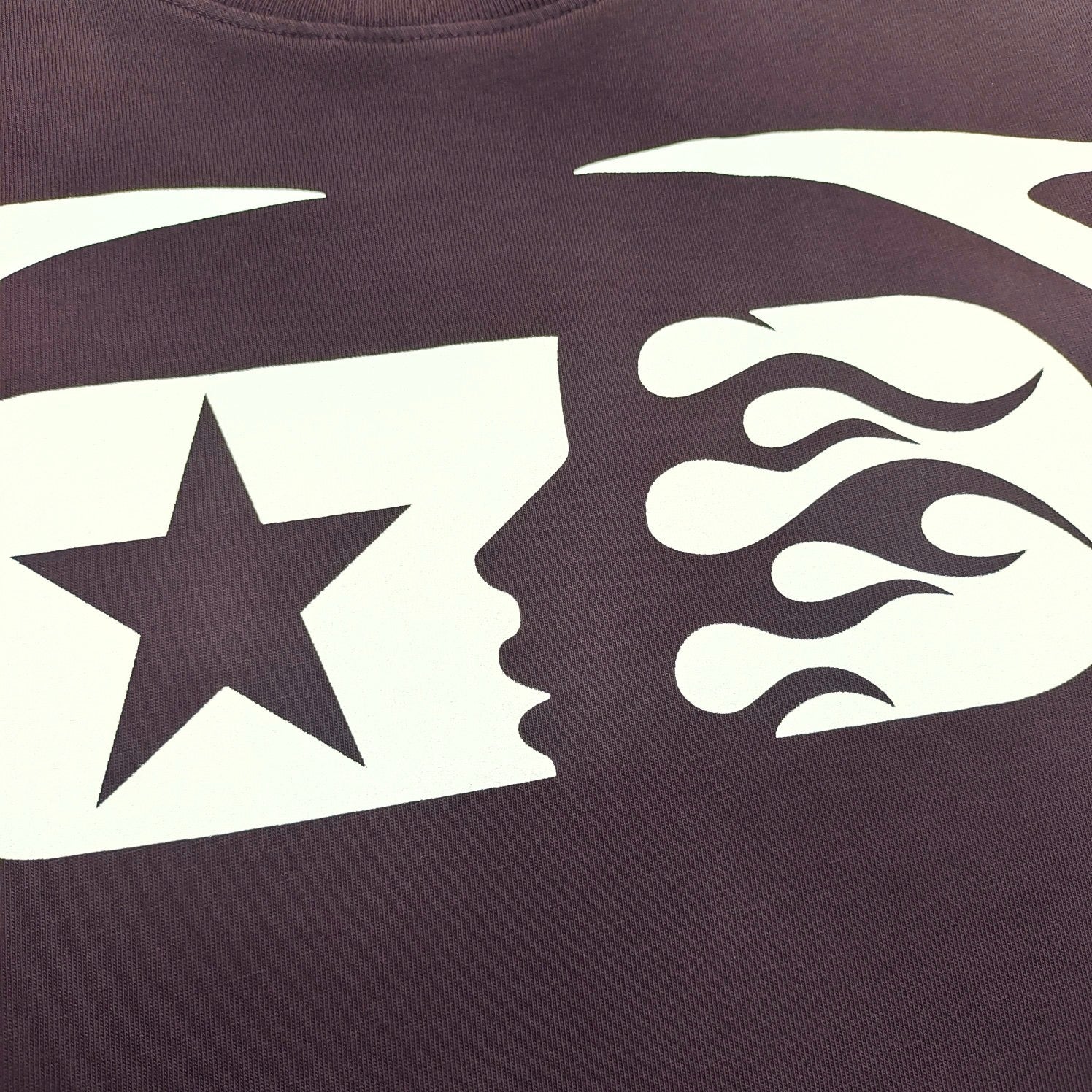 Braunes T-Shirt