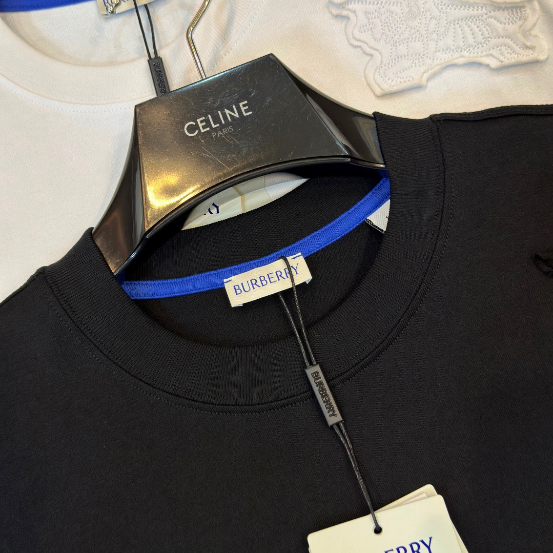 Mehrfarbiges T-Shirt