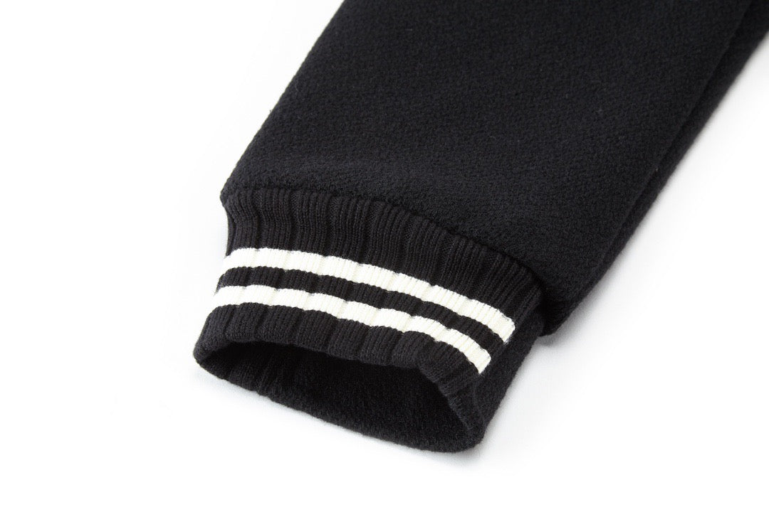 Schwarze Jacke