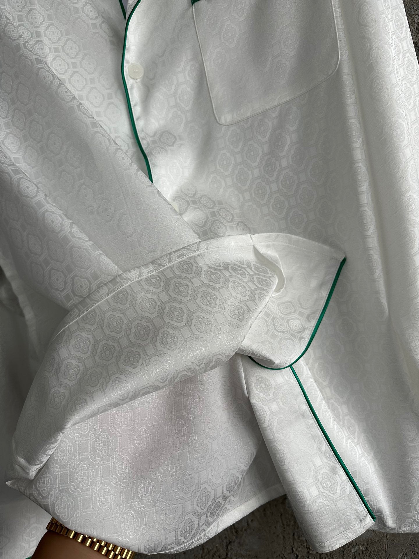 Weiße Jacke