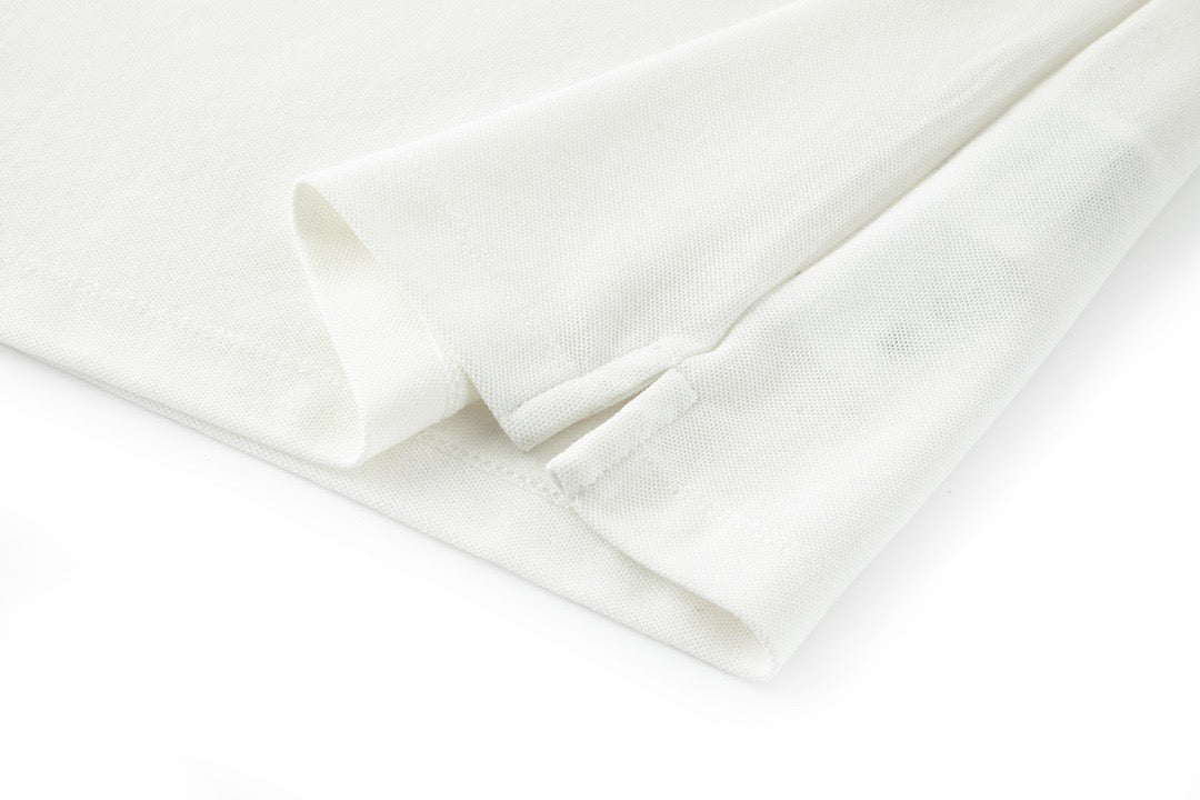 بولو أبيض وأسود