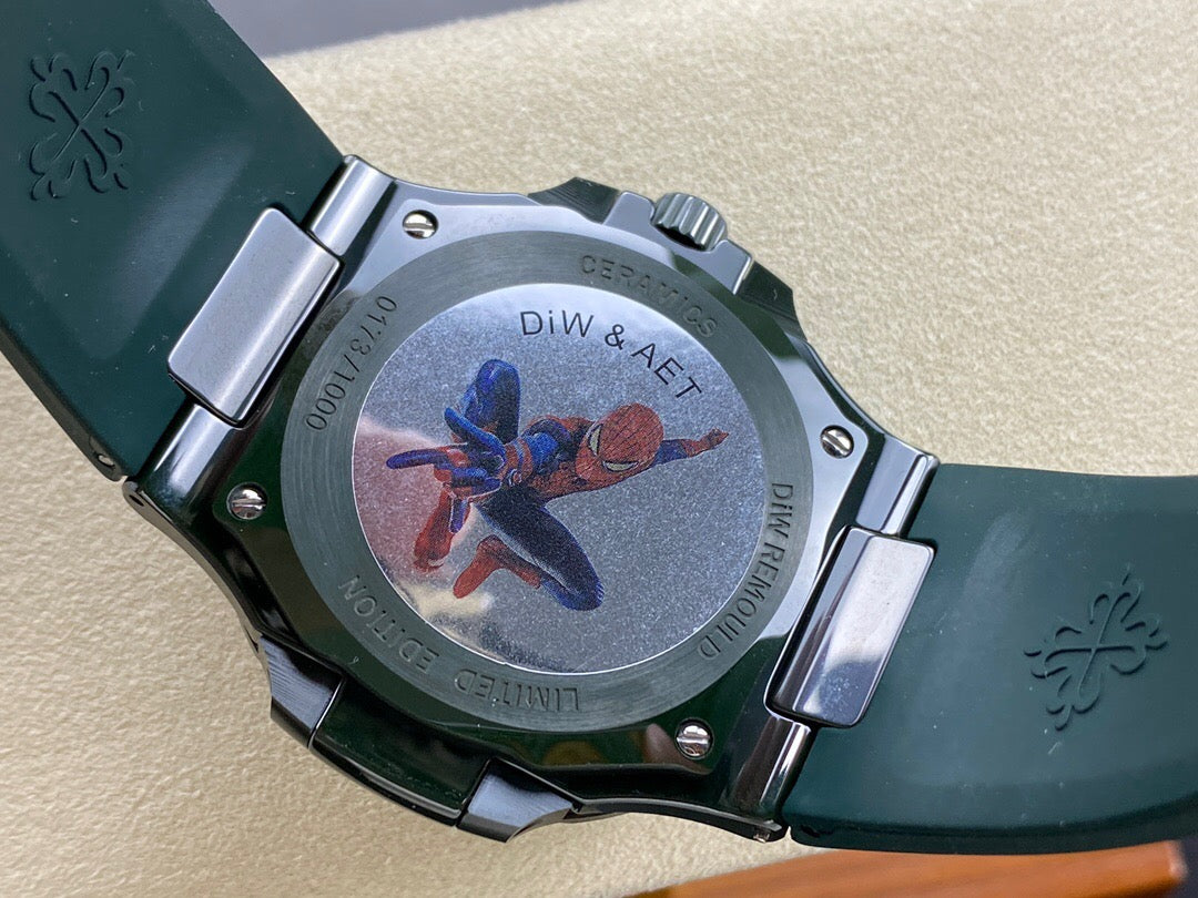 Schwarze Uhr
