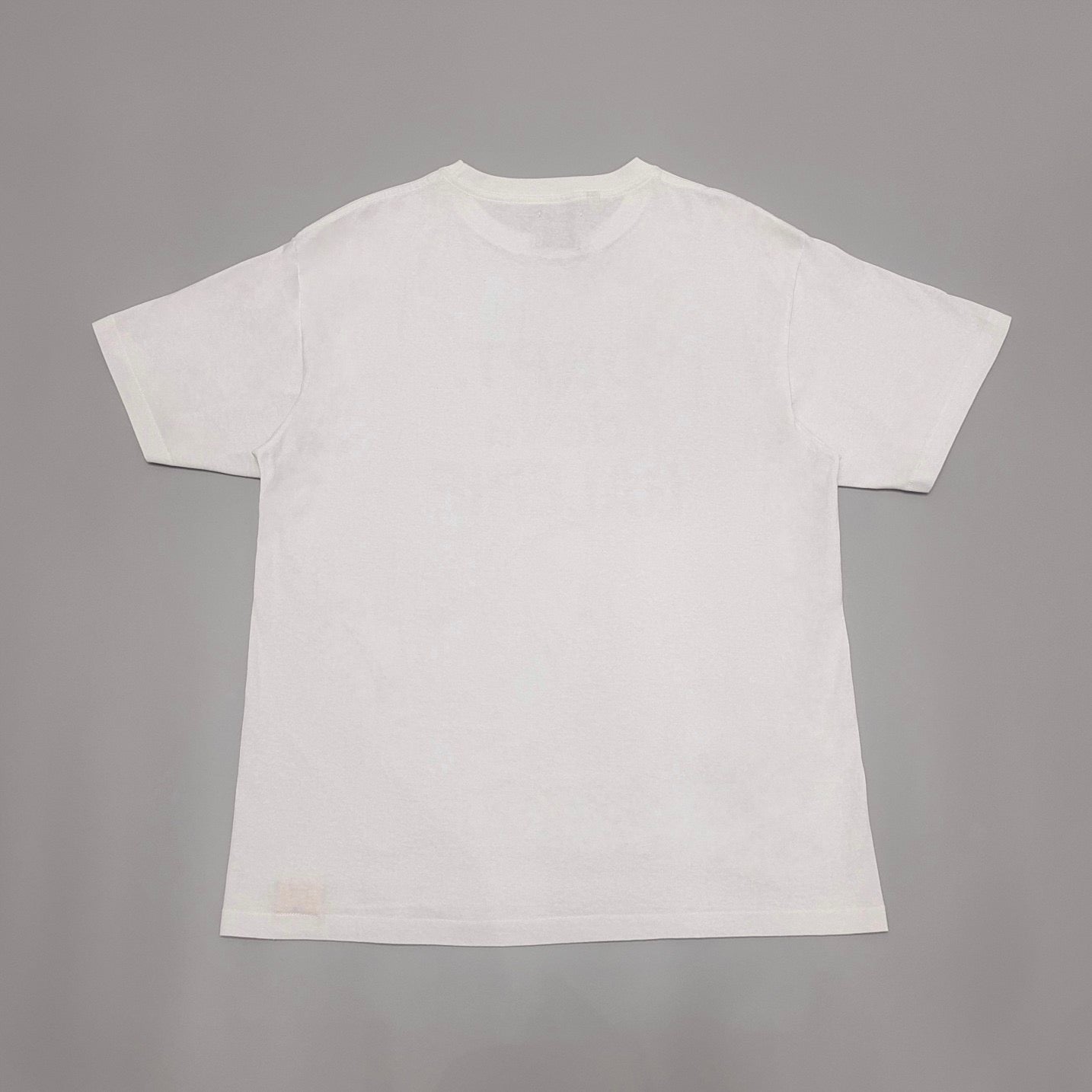 weißes T-Shirt