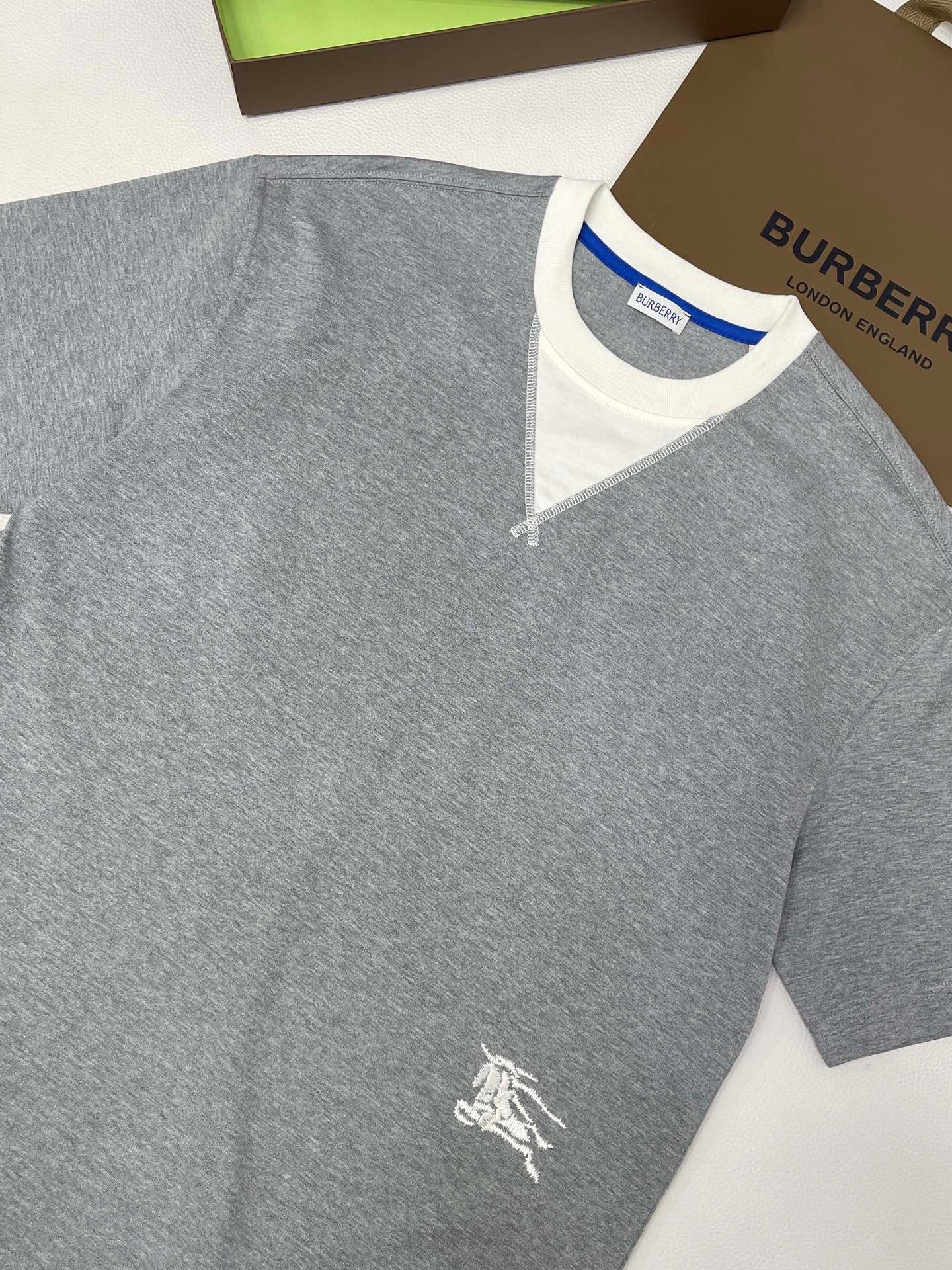 Grey and Green T-shirt - FashionHype.xyz