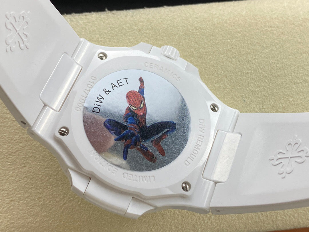 Weiße Uhr