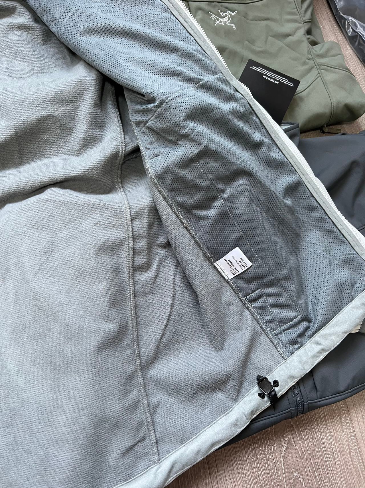 Mehrfarbige Jacke