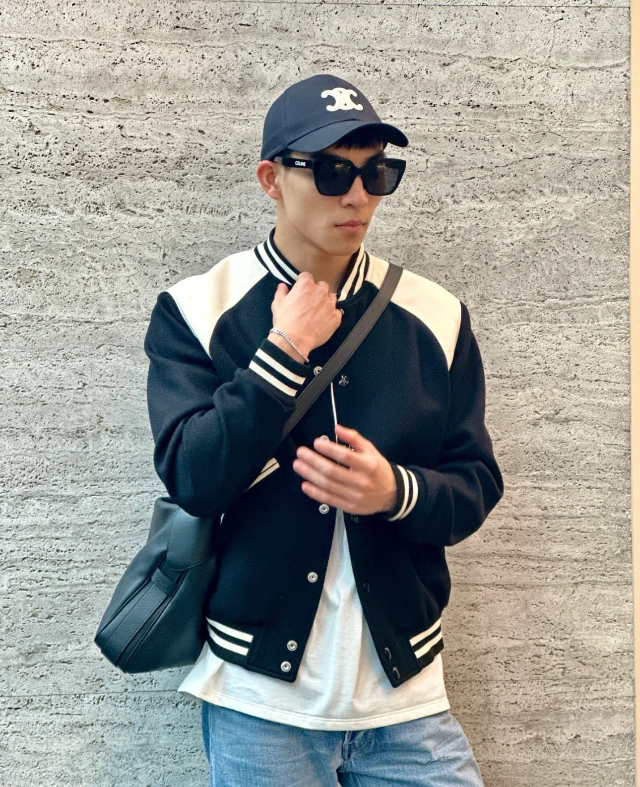 Schwarze weiße Jacke