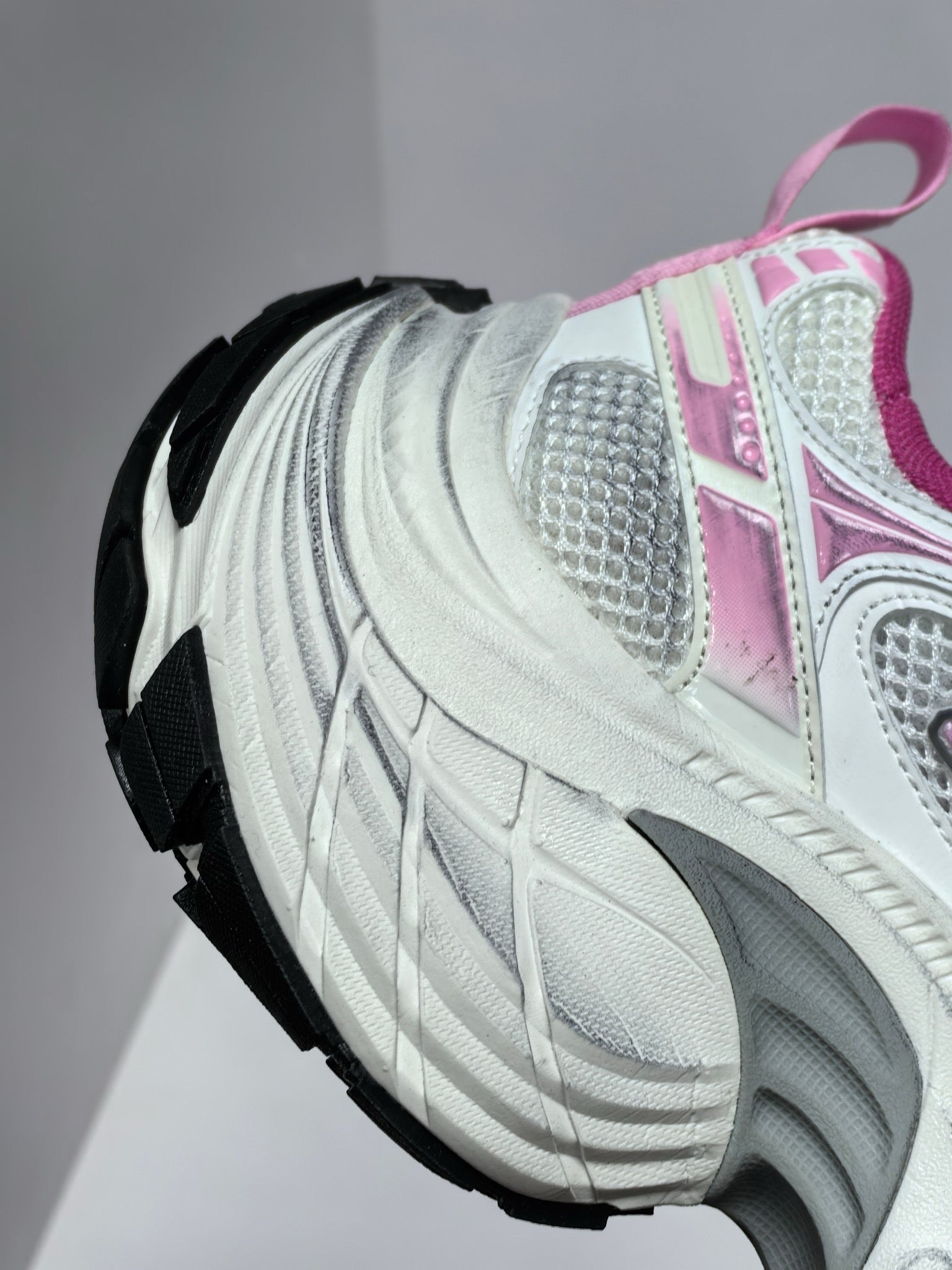 Mehrfarbige Schuhe